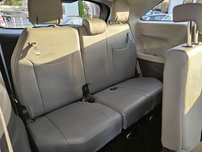 2024 Toyota Sienna XLE 8 Passenger
