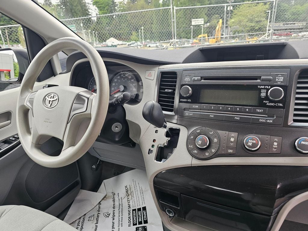 2011 Toyota Sienna Base