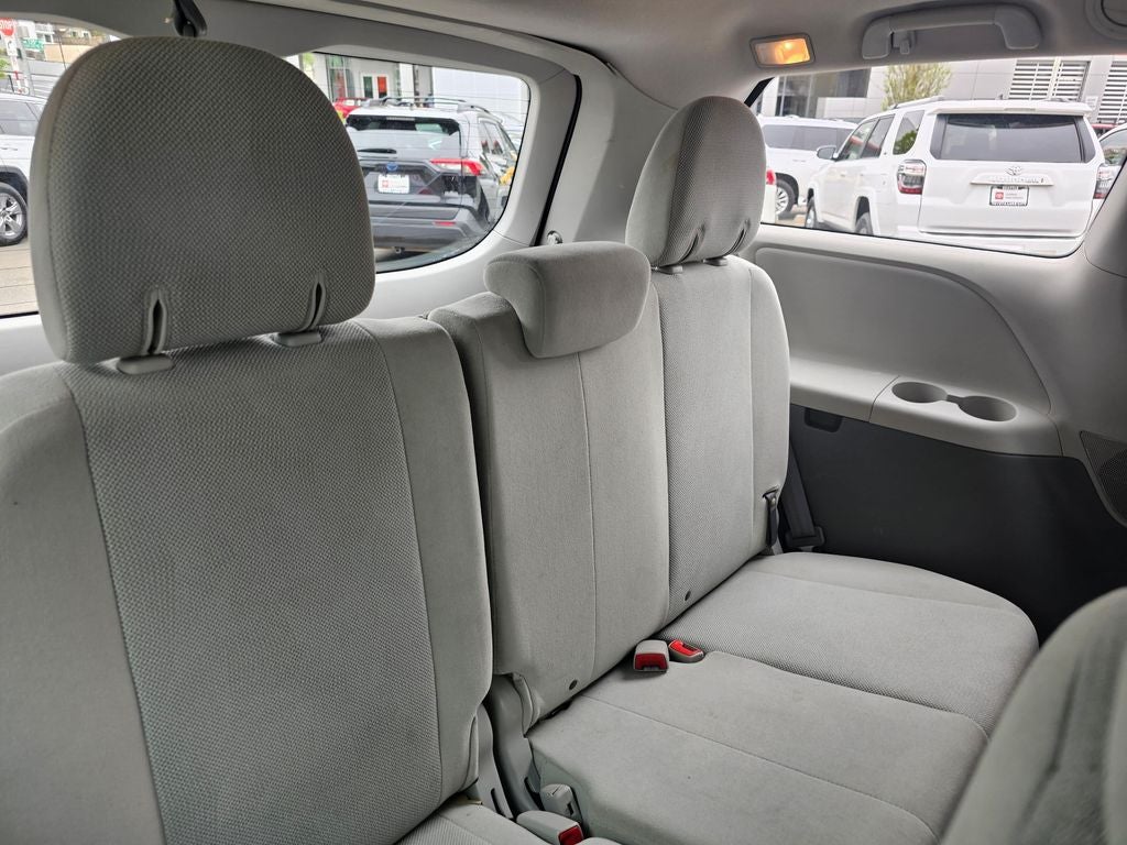2011 Toyota Sienna Base
