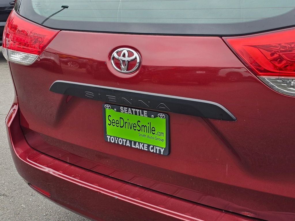 2011 Toyota Sienna Base