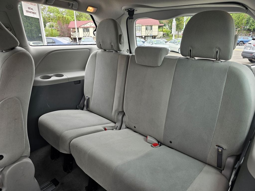 2011 Toyota Sienna Base
