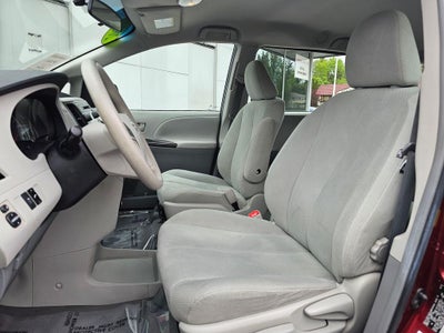 2011 Toyota Sienna Base