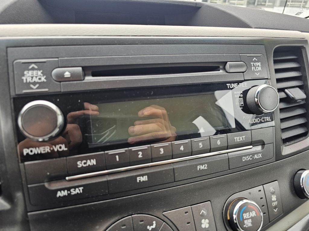 2011 Toyota Sienna Base