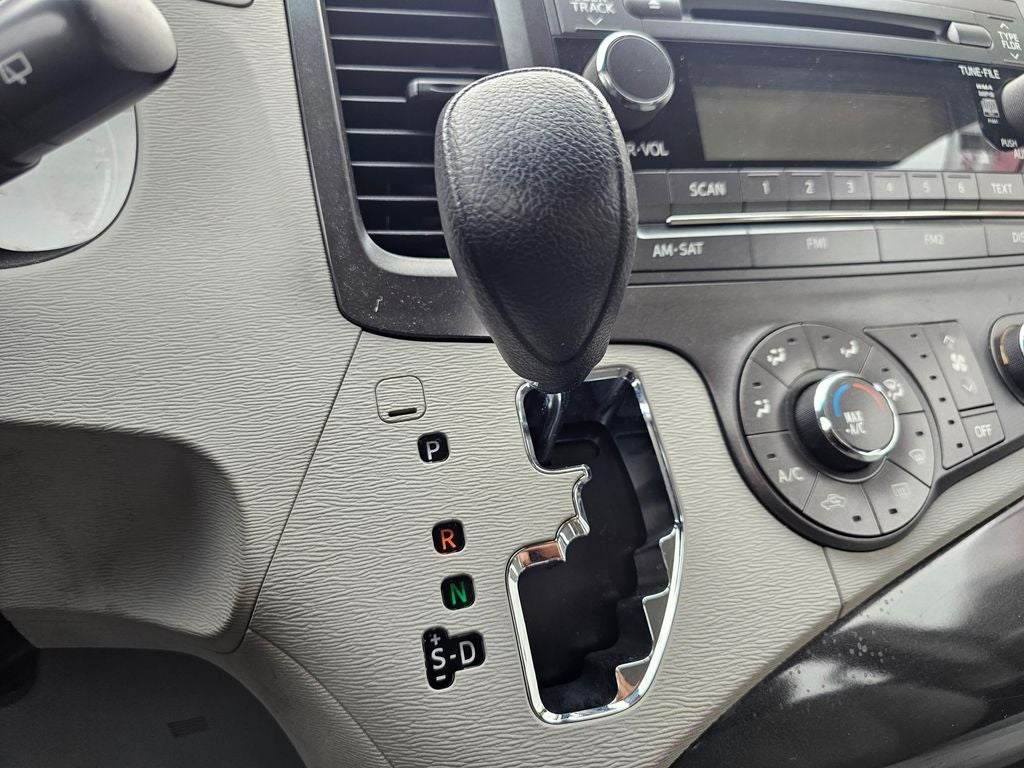 2011 Toyota Sienna Base