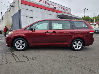 2011 Toyota Sienna Base