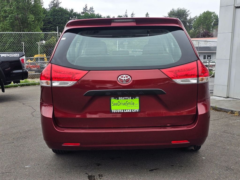2011 Toyota Sienna Base