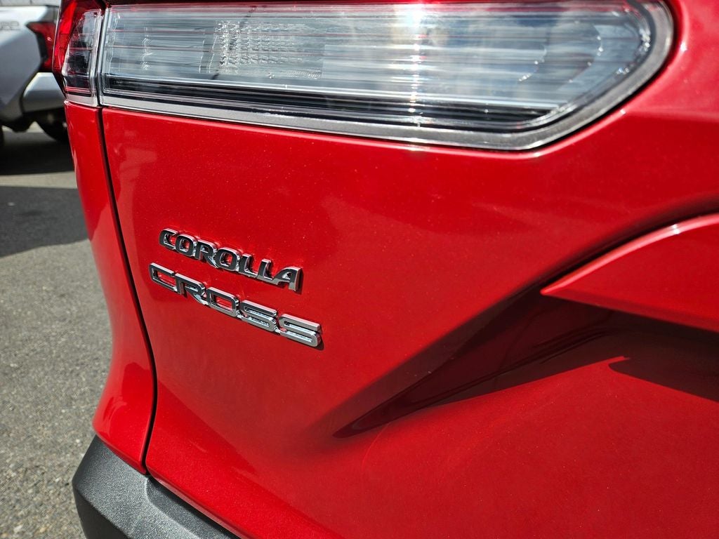 2022 Toyota Corolla Cross XLE -AWD