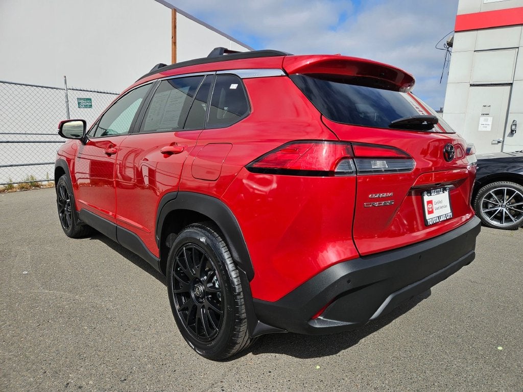 2022 Toyota Corolla Cross XLE -AWD