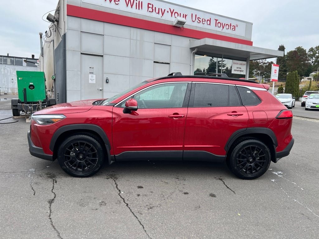 2022 Toyota Corolla Cross XLE -AWD