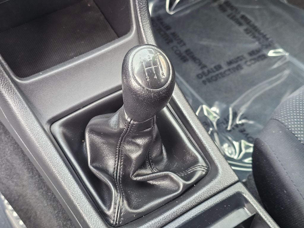 2014 Subaru Impreza 2.0i -5-Speed Manual AWD