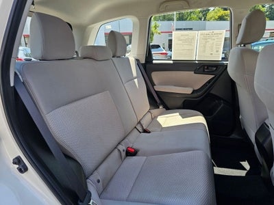 2014 Subaru Forester 2.5i