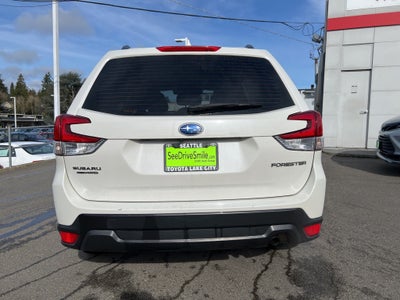 2019 Subaru Forester Base