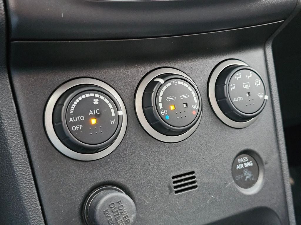 2011 Nissan Rogue SV