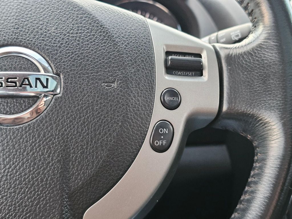 2011 Nissan Rogue SV