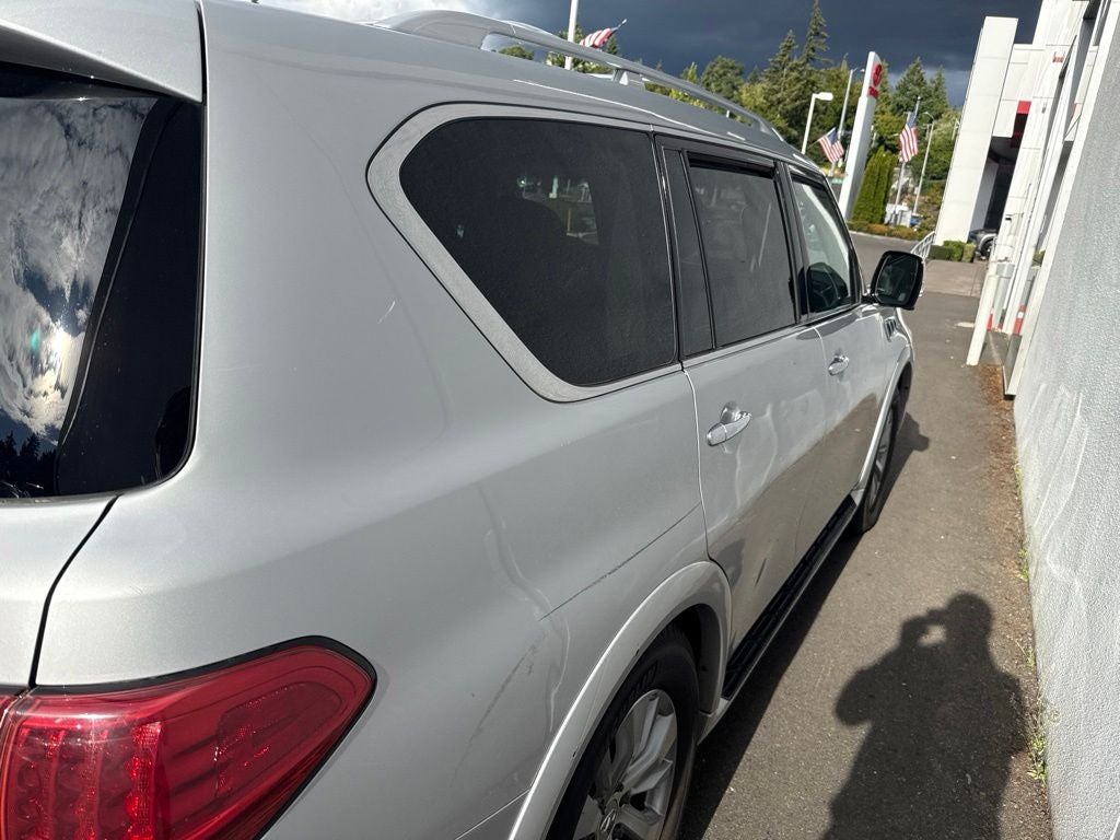 2017 INFINITI QX80 Base