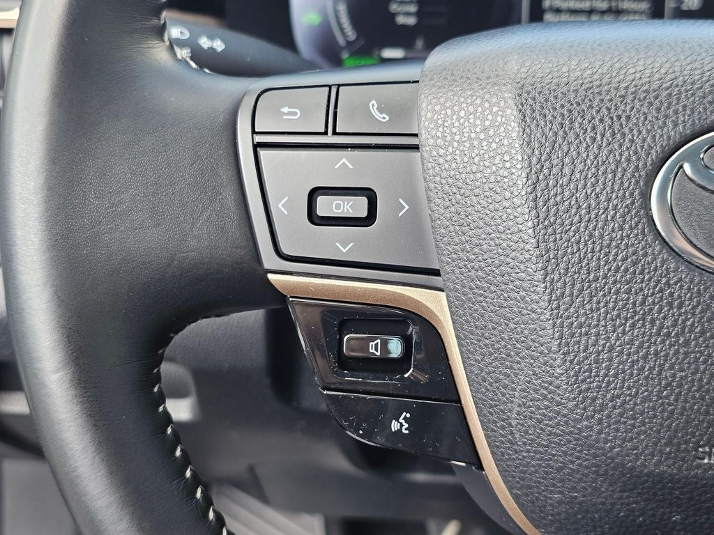 2024 Toyota Crown XLE -AWD