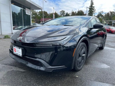 2025 Toyota Prius LE