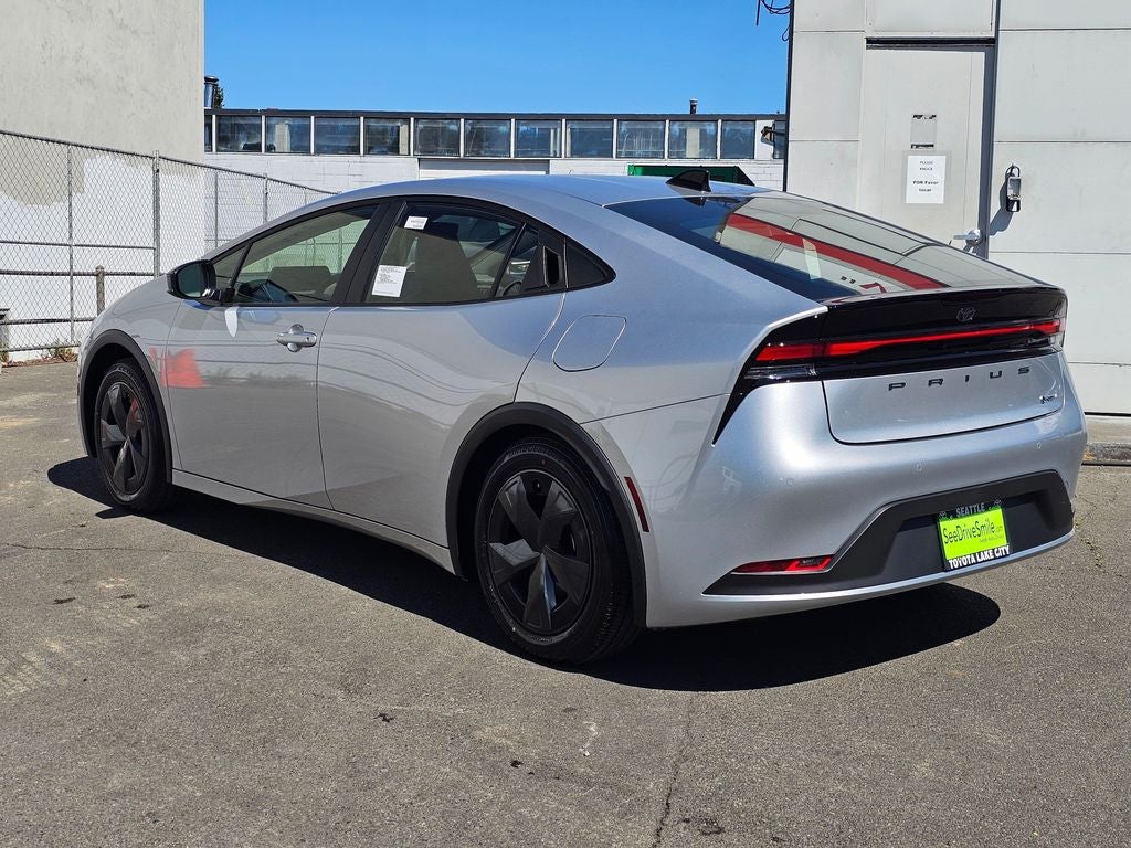 2027 Toyota Prius LE