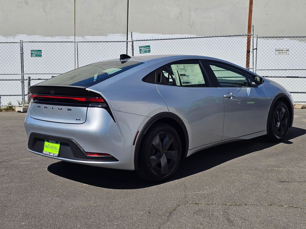 2027 Toyota Prius LE