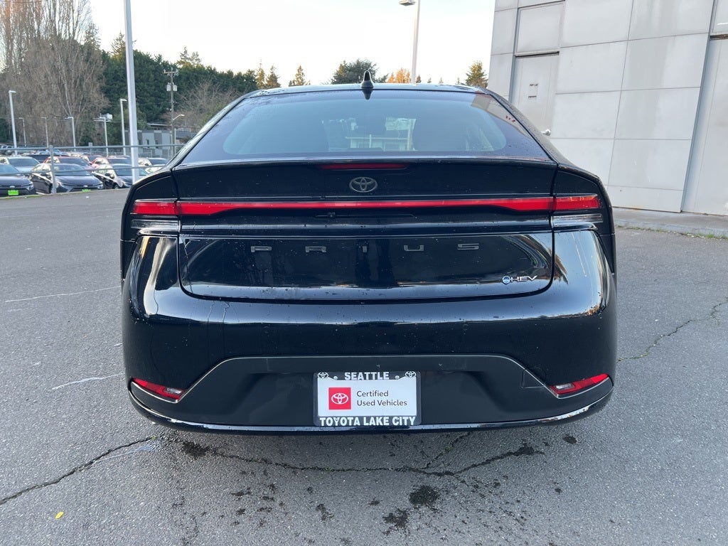 2024 Toyota Prius LE