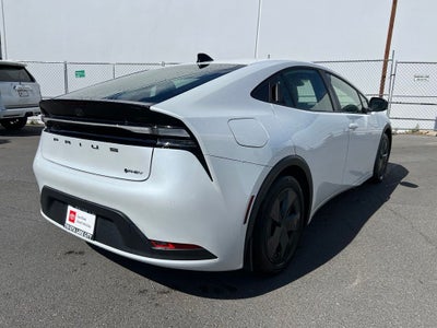 2026 Toyota Prius Plug-In Hybrid SE