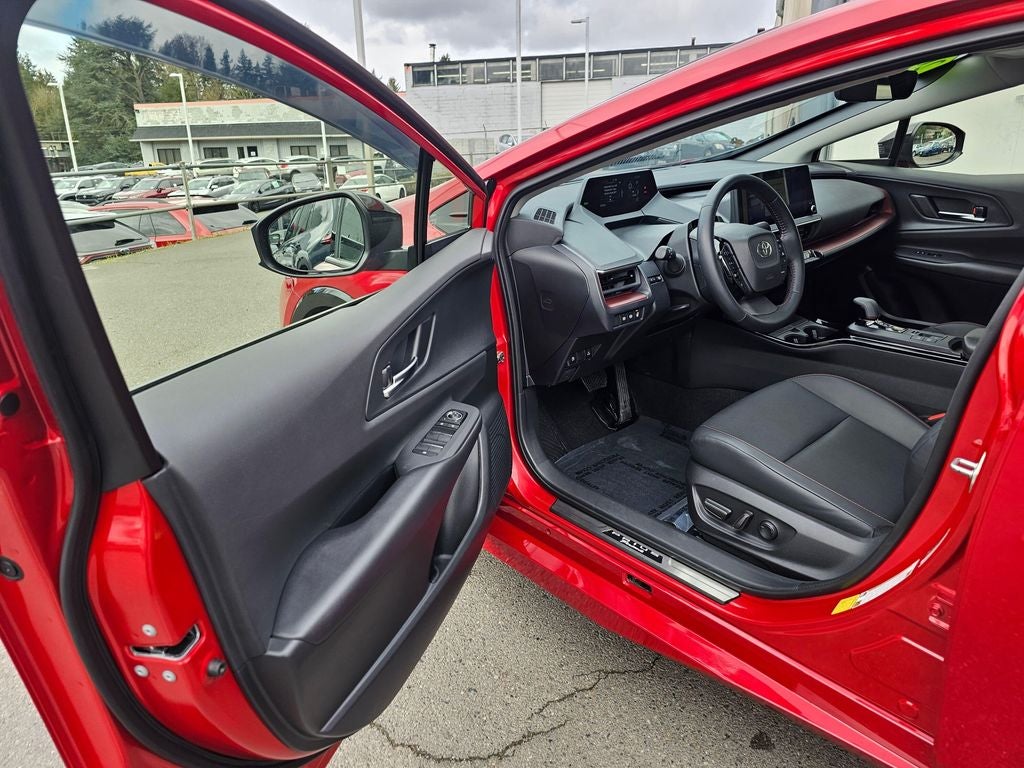 2024 Toyota Prius Prime SE