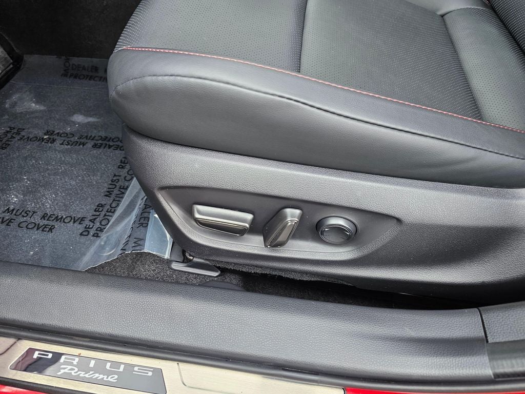 2024 Toyota Prius Prime SE