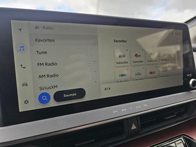 2024 Toyota Prius Prime SE