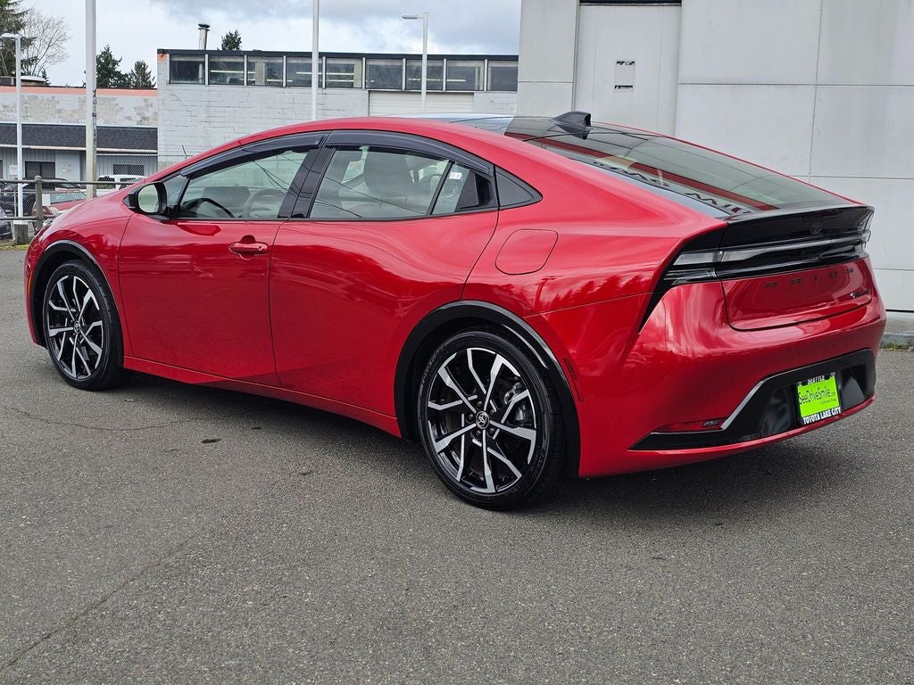 2024 Toyota Prius Prime SE