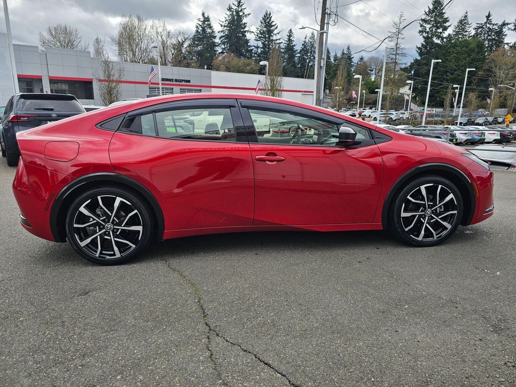 2024 Toyota Prius Prime SE