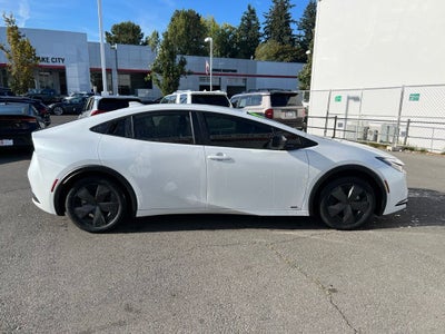 2023 Toyota Prius LE