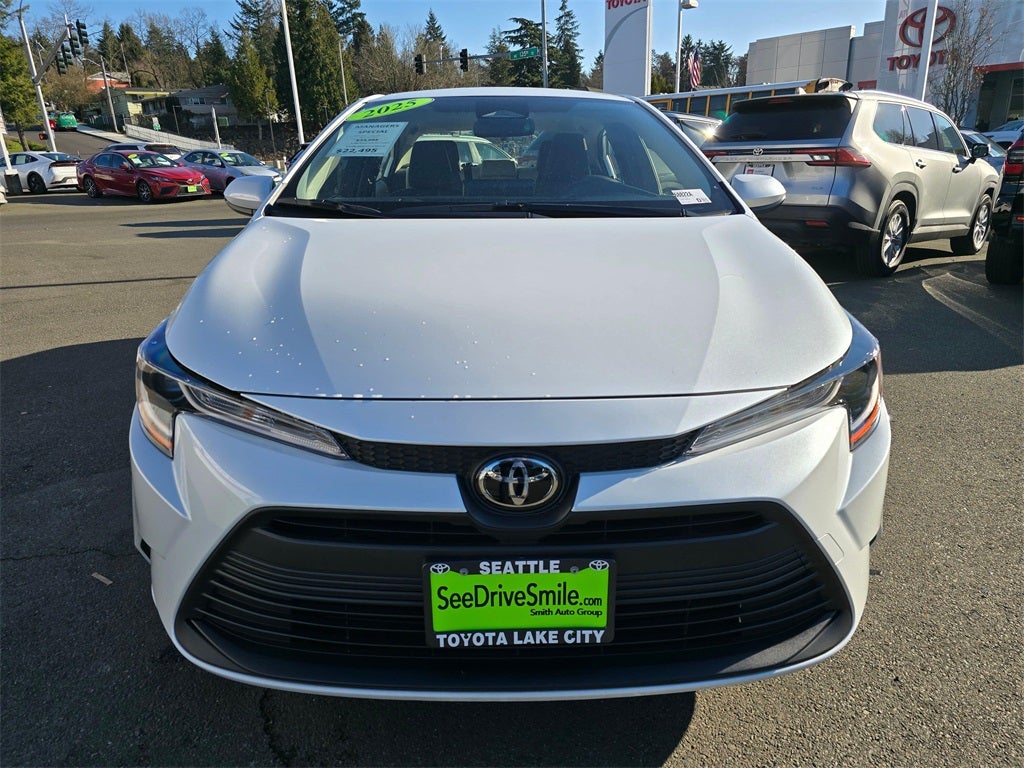 2025 Toyota Corolla LE