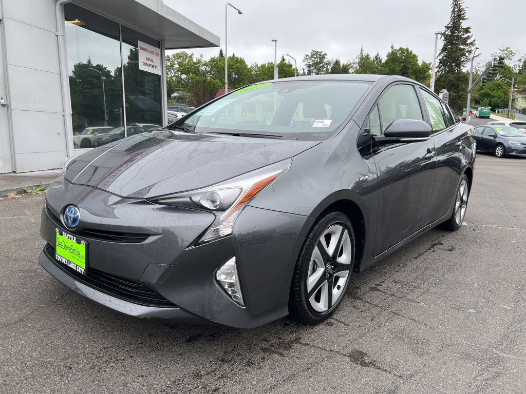 2017 Toyota Prius Three Touring