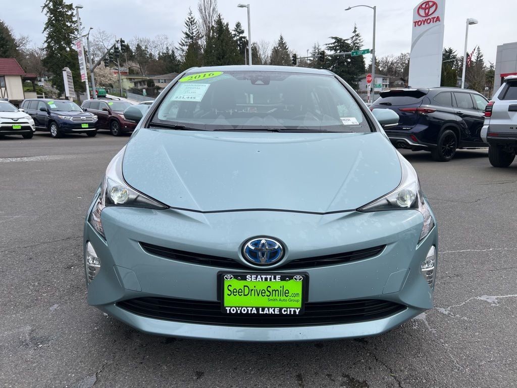 2016 Toyota Prius Four Touring