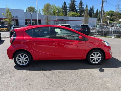 2016 Toyota Prius c One