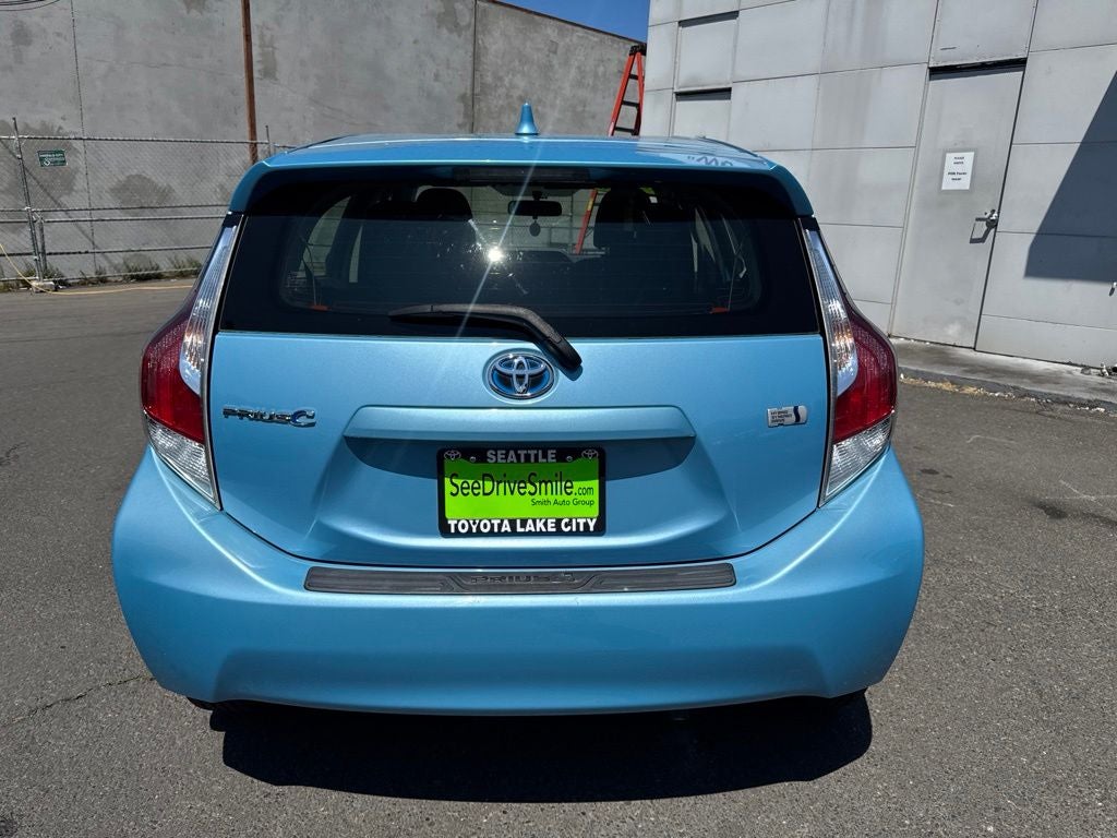 2016 Toyota Prius c Two