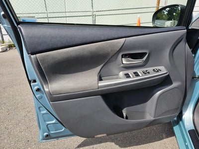 2014 Toyota Prius v Three