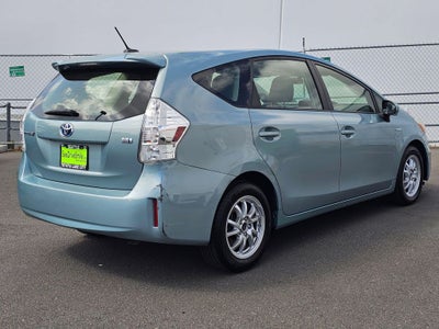 2014 Toyota Prius v Three