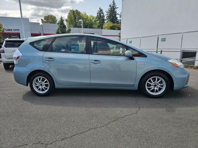 2014 Toyota Prius v Three