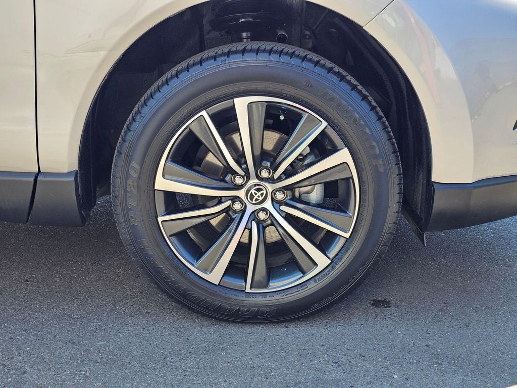 2023 Toyota Venza LE -AWD HYBRID