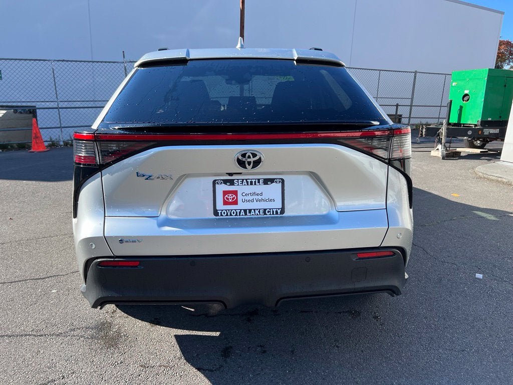 2025 Toyota bZ4X XLE