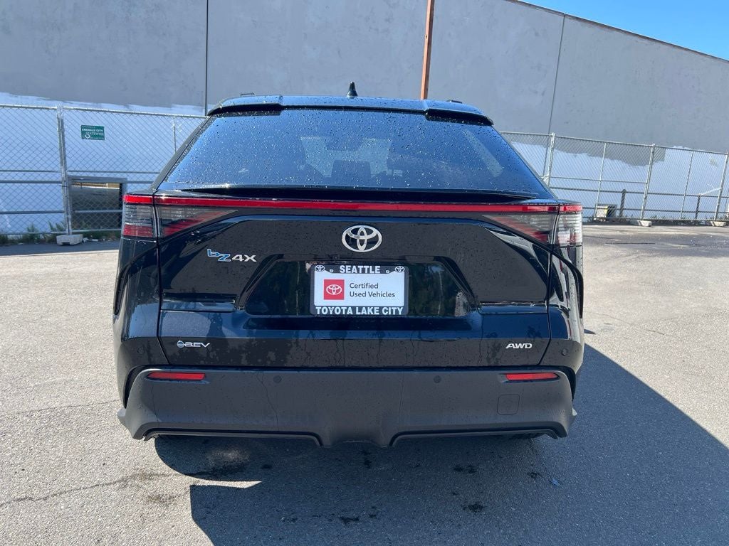 2024 Toyota bZ4X XLE -AWD