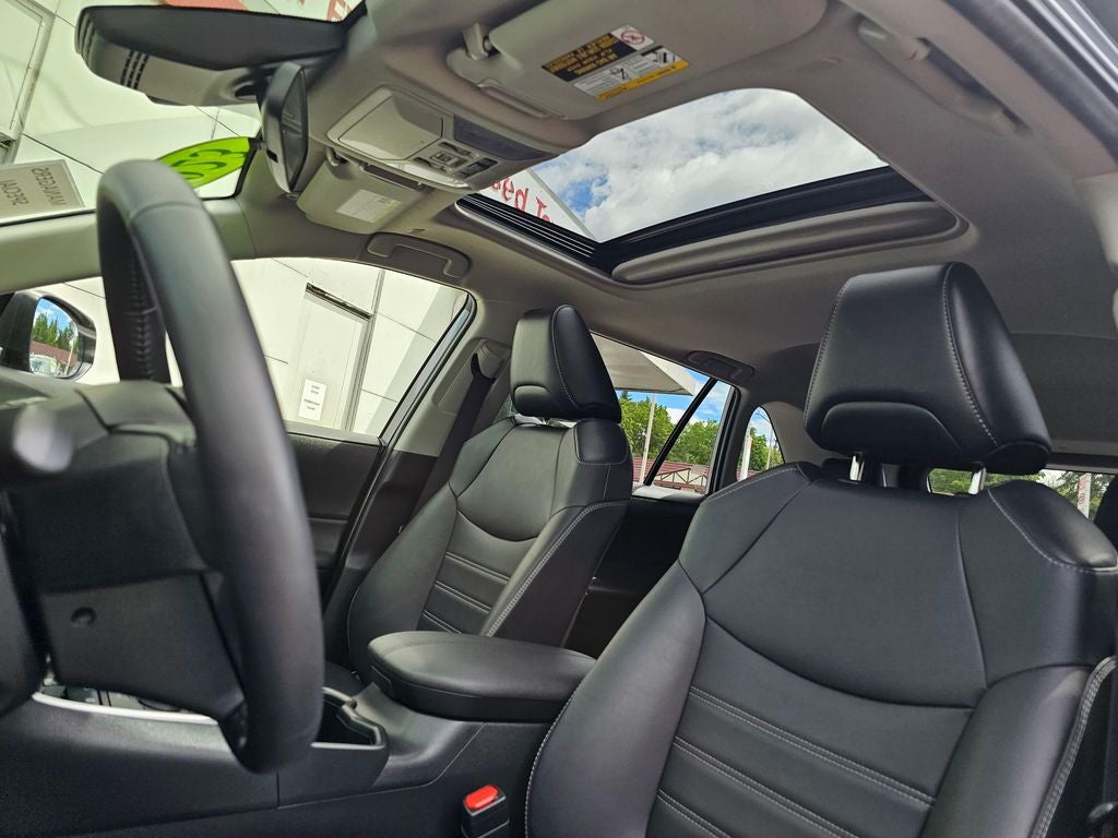 2023 Toyota RAV4 Hybrid XLE Premium