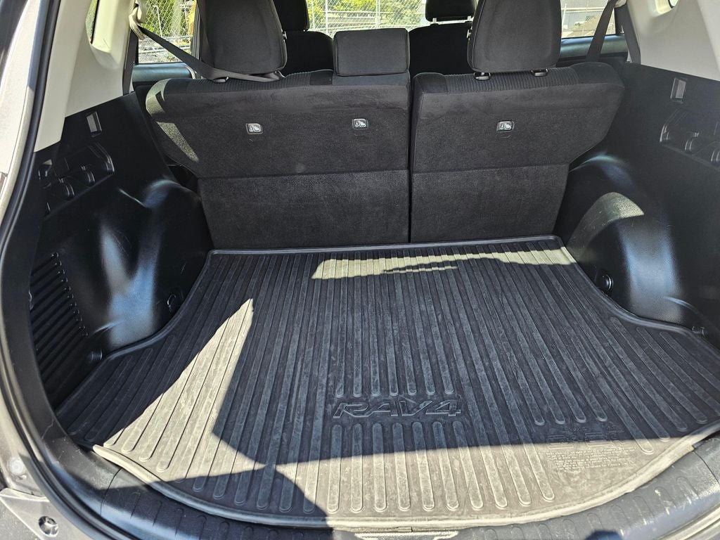 2017 Toyota RAV4 LE -AWD