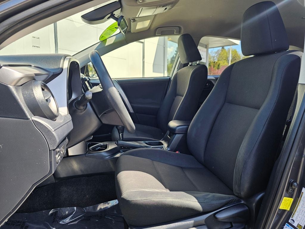 2017 Toyota RAV4 LE -AWD