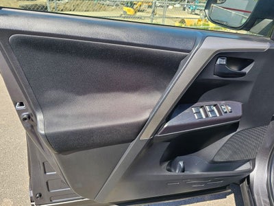 2017 Toyota RAV4 LE -AWD