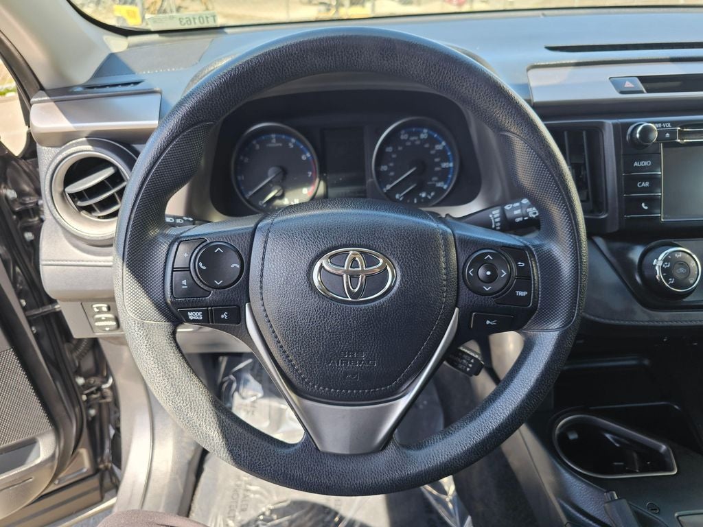 2017 Toyota RAV4 LE -AWD