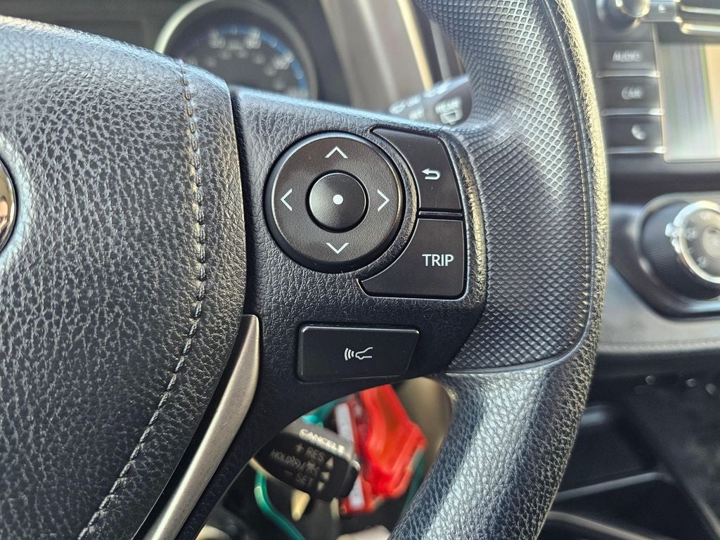 2017 Toyota RAV4 LE -AWD