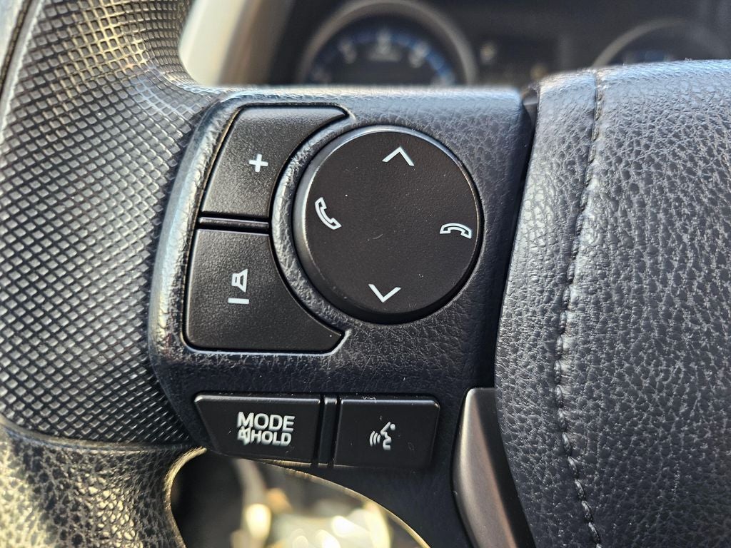 2017 Toyota RAV4 LE -AWD