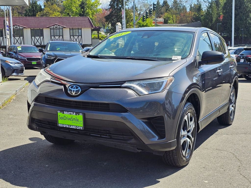 2017 Toyota RAV4 LE -AWD